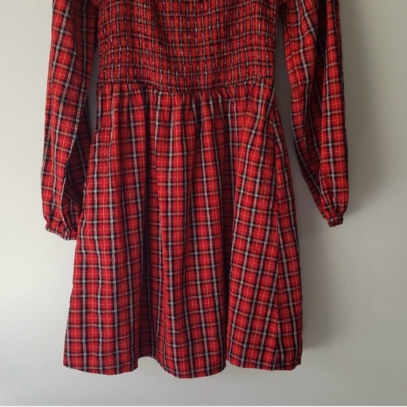 Old Navy Seersucker Mini Dress Small Red Black Tartan Plaid Long Sleeve Holiday - Picture 3 of 4